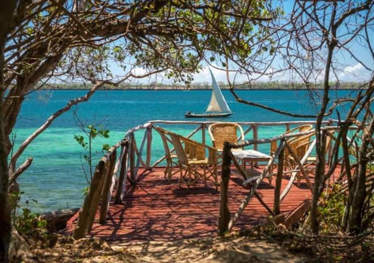 Willa Firefly Eco Retreat Shimoni Zewnętrze zdjęcie