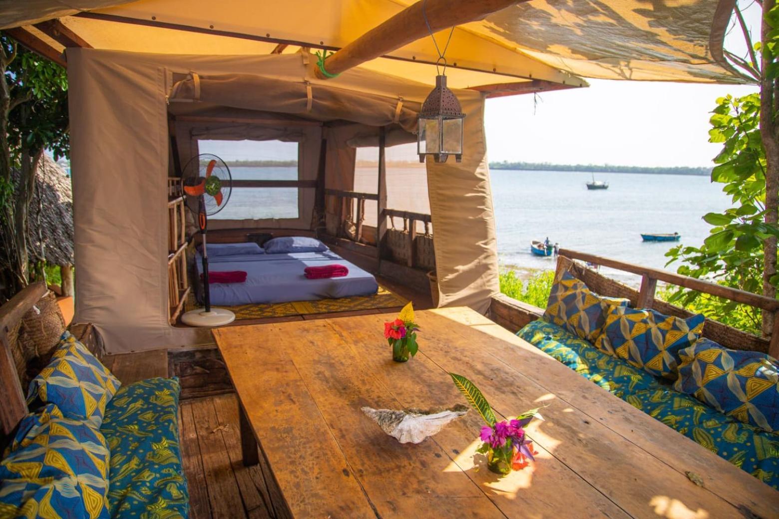 Willa Firefly Eco Retreat Shimoni Zewnętrze zdjęcie