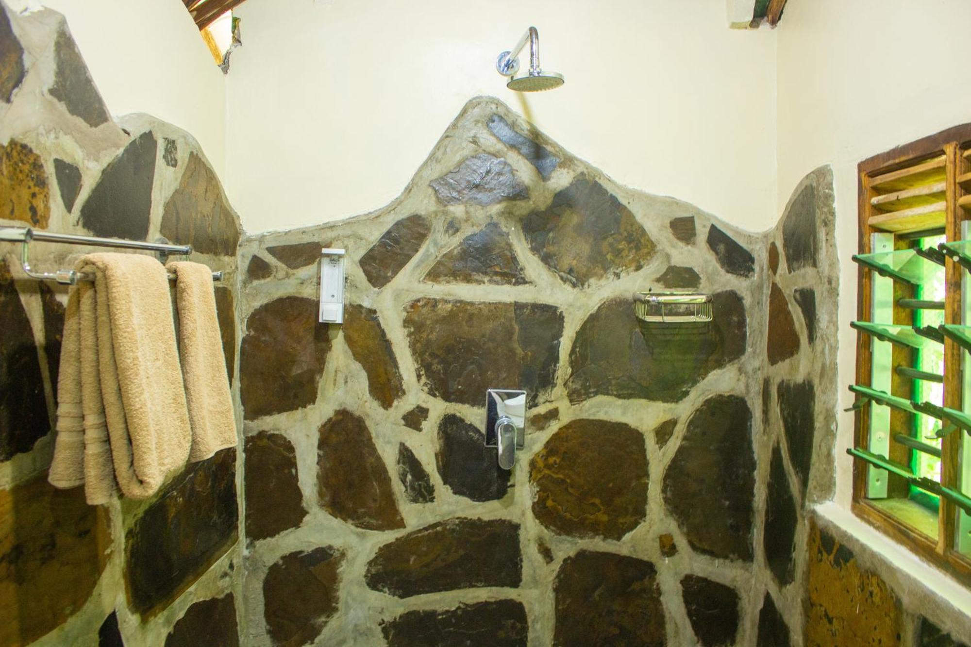 Willa Firefly Eco Retreat Shimoni Zewnętrze zdjęcie